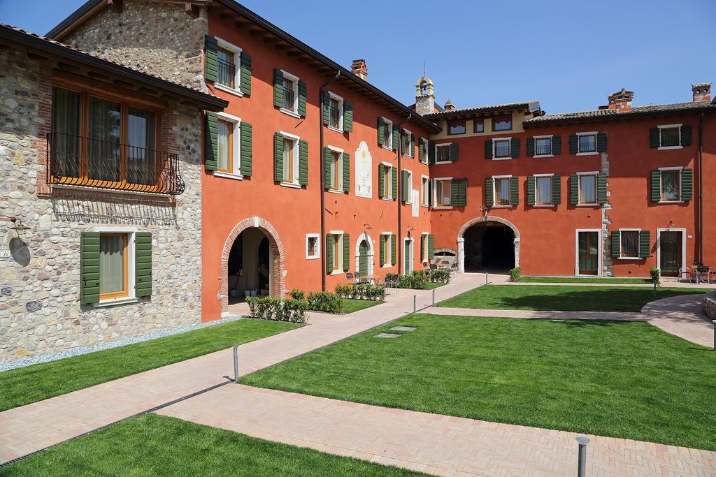 Residence Borgo Mondragon Lazise Exterior photo